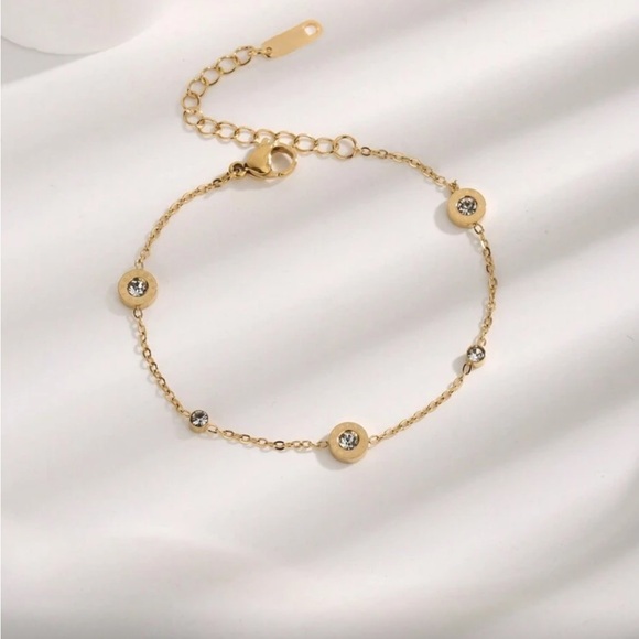 Jewelry - Elegant Gold and Silver Bracelet